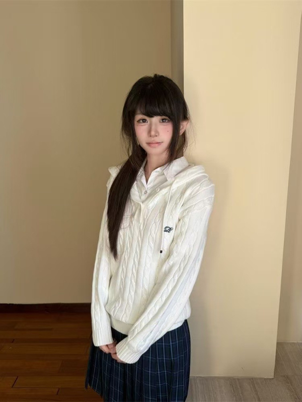 Pulover alb cu glugă, model torsadat cablu, în stil colegial, pentru femei, primăvara 2025