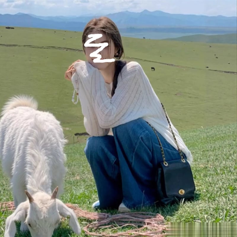 Pulover tricotat alb pentru femei, cu mâneci lungi, pentru început de toamnă, stil nou 2026, croi liber, ușor transparent cu design decupat, suprapunere top cu bretele