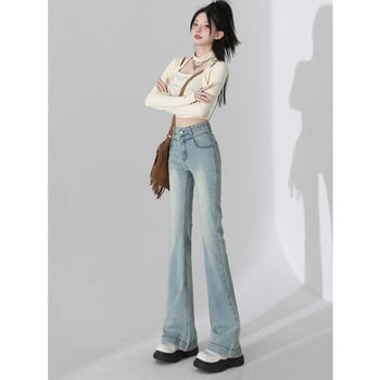 Jeans femei cu talie înaltă și croială evazată, stil american, toamnă–iarna 2025, albastru deschis, elastice, subțiază silueta, pentru siluete mici