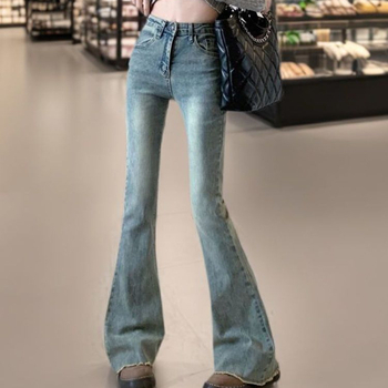 Jeans dama vintage cu tiv franjat, croi evazat, talie înaltă, slim, lungime până la podea, primăvara 2026