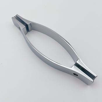 Maner pentru baie K206 din aliaj de zinc, finisare cromată, pentru cabina de duș, stil modern minimalist, formă arcuită, distanța dintre găurile de montaj reglabilă