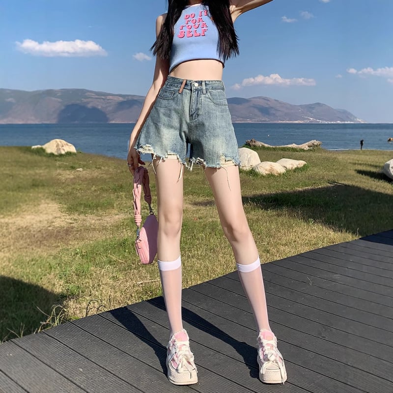 Shorts din denim cu margini raw pentru femei, talie înaltă, stil retro A-line, vară 2025