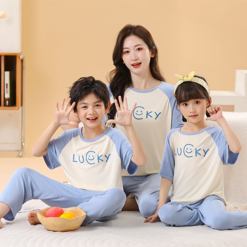 2025 vară – set pijama familie cu desen animat: tricou cu mânecă scurtă și pantaloni lungi, două piese pentru casă