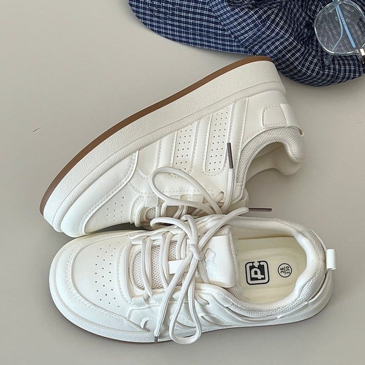 Adidași femei în stil Hong Kong, design de nișă, pantofi sport casual albi, primăvară–toamnă 2025
