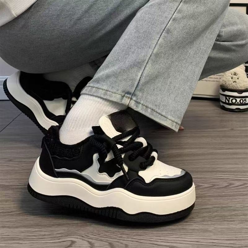 Adidași pentru femei cu talpă groasă, primăvara 2025, stil retro, pantofi sport cu blocuri de culoare și motiv stea