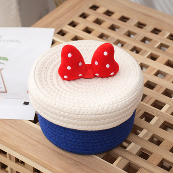 Coș de depozitare drăguț, cu fundă în stil desen animat, pentru gustări, jucării și alte obiecte — organizator lângă pat