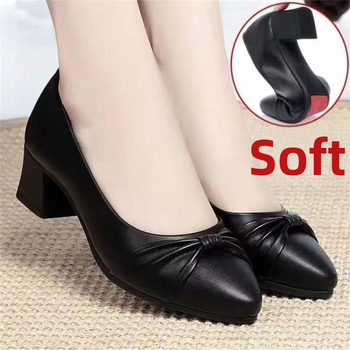 Női puha bőr slip-on cipő, fekete, csúszásmentes gumitalp, kényelmes tavasz-őszre, középmagas blokksarok 3–5 cm, hegyes orr, bélés nélküli, talpbetét juhbőrből