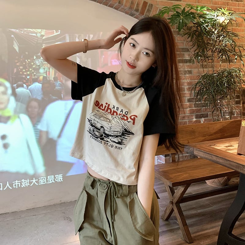 Tricou dama cu mânecă scurtă, imprimat retro american, croială slim, cropped top, stil korean, vară 2025.