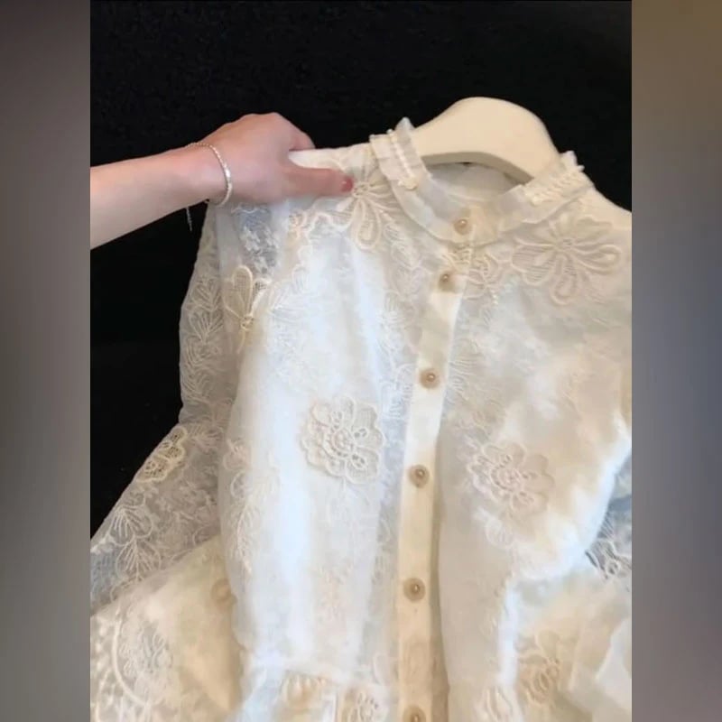 Bluză cu dantelă brodată în stil franțuzesc, pentru femei, primăvară, elegantă și fină, cu margine cu volane