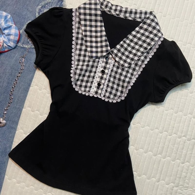 Tricou polo damă scurt, negru vintage, dantelă și patchwork în carouri