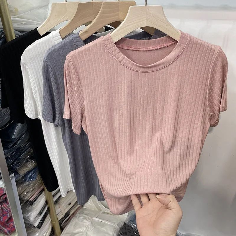 Tricou damă cu mâneci scurte, textură ribată, stil european, croială slim, culoare solidă, vară 2026