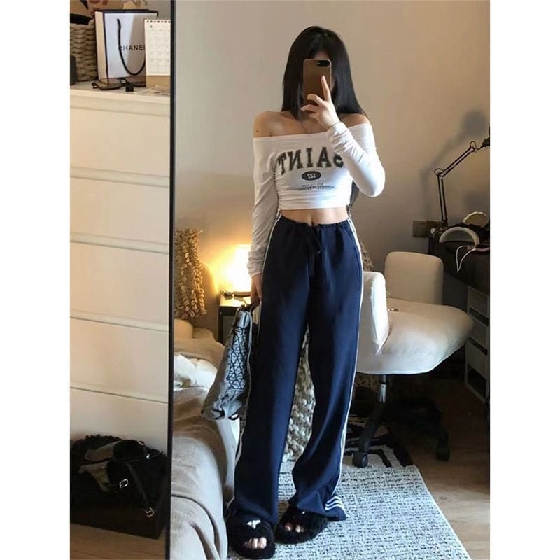 Tricou damă cu umeri goi, mâneci lungi, imprimeu cu litere, croială strânsă, primăvară