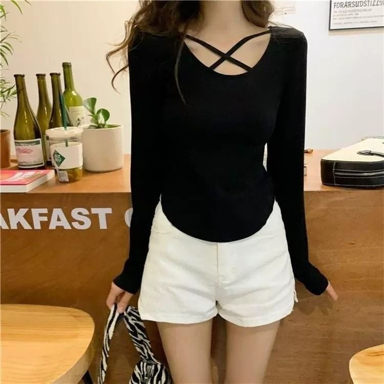 2026 Tricou damă cu mâneci lungi cropped, design încrucișat, croială slim, lungime scurtă, ideal pentru primăvară și toamnă