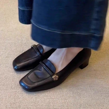 Loafers slip-on pentru femei, toamnă – pantofi din piele, stil vintage, talpă plată