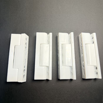 Balama din fier cu acoperire plastică de 90 mm pentru ferestre interioare și exterioare