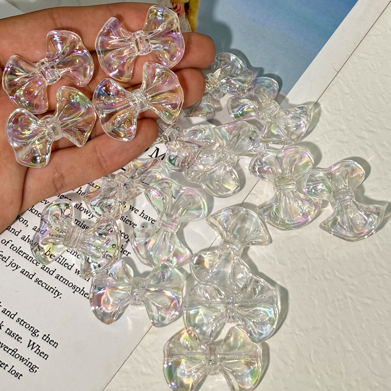 Accesorii DIY din acril cu acoperire UV, în nuanțe candy irizate, finisaj transparent, clip pentru păr cu funda și husă de telefon