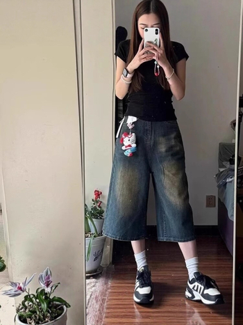 Short din denim cu talie înaltă, croială largă, lungime 3/4, vară