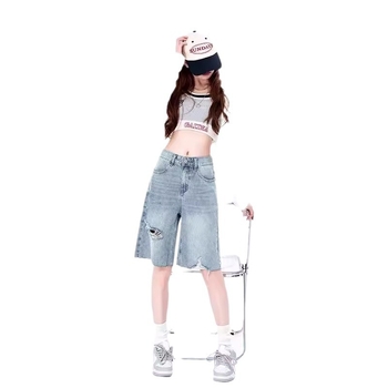Shorts din denim vintage rupturi, croială largă pentru femei, talie înaltă, mărime Petite, tiv franjat, vară 2024