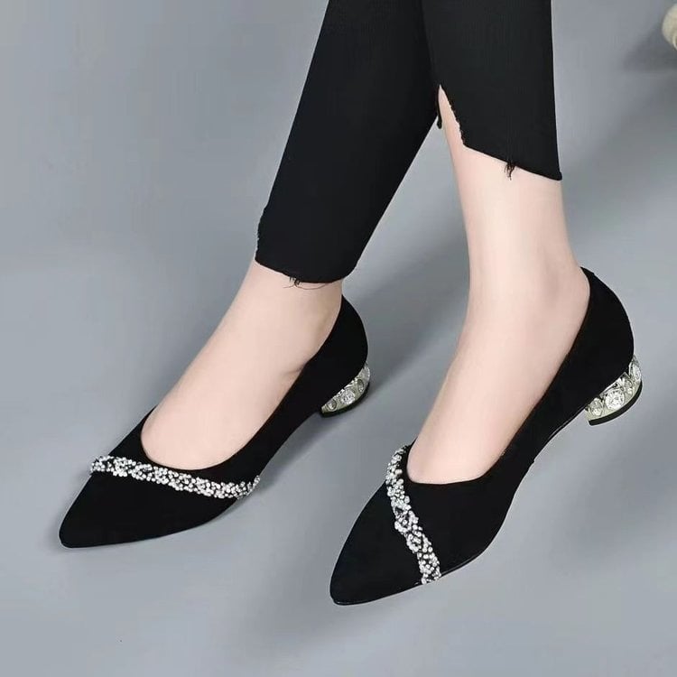Pantofi damă cu vârf ascuțit, toc mic, decorați cu cristale, velur negru