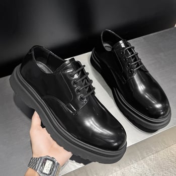 Pantofi eleganți din piele pentru bărbați, șiret, talpă groasă pentru creșterea înălțimii, detalii gravate, model 7798-K