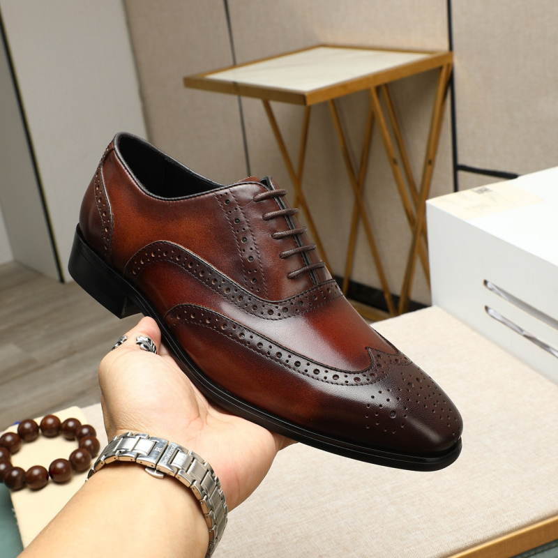Pantofi pentru bărbați din piele, brogue, cu decor gravat manual, șireturi, vârf rotund, stil formal european