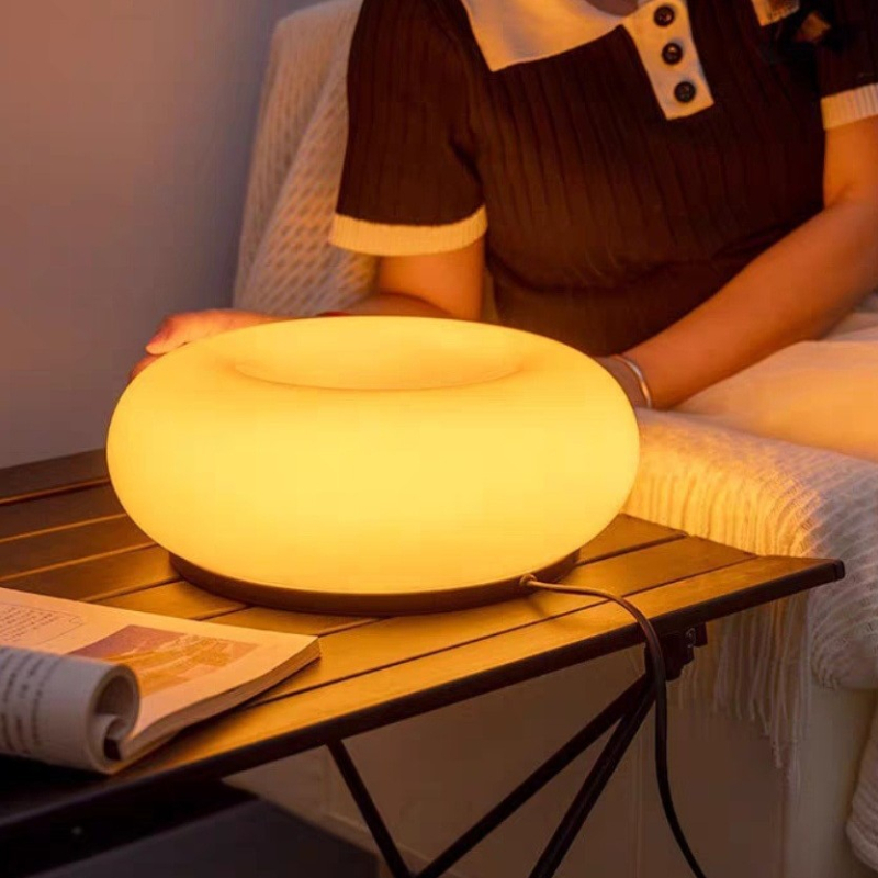 Lampă din sticlă în formă de donut – lampă de noapte, lampă de birou și lampă de perete