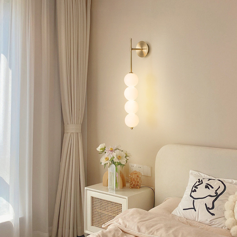 Lampă de perete crem, stil nordic, pentru dormitor și sufragerie, iluminare LED decorativ