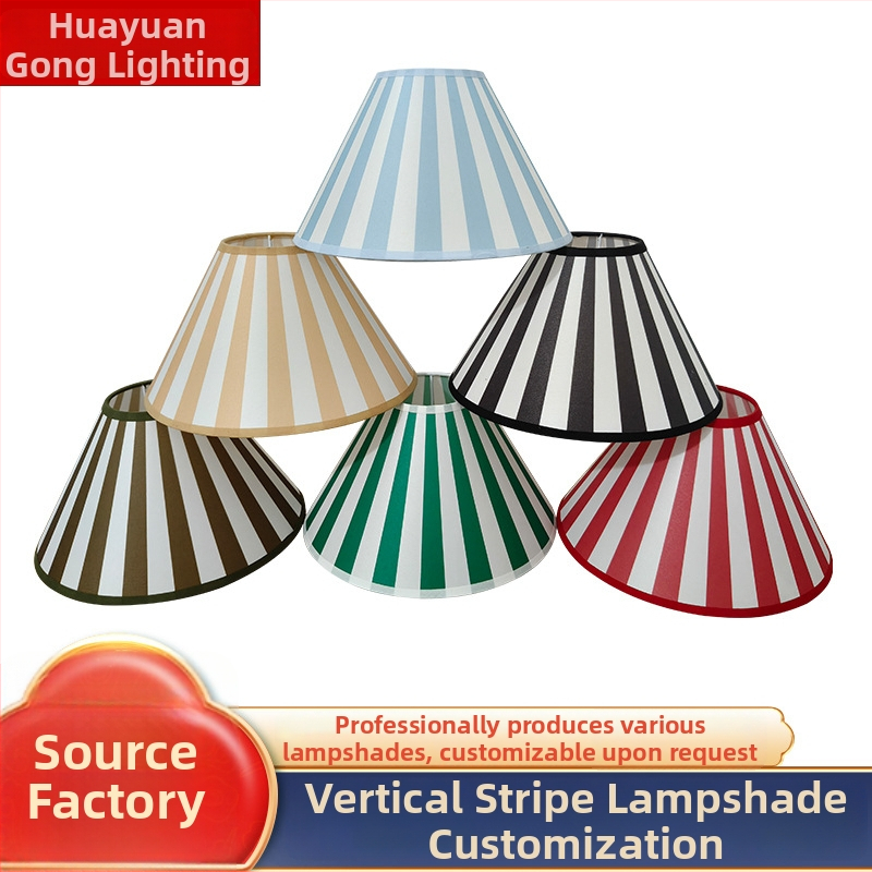 Tienidlo na lampu z pruhovanej látky v tvare klobúka v americkom modernom štýle vhodné na stojacie, stolové a závesné lampy.