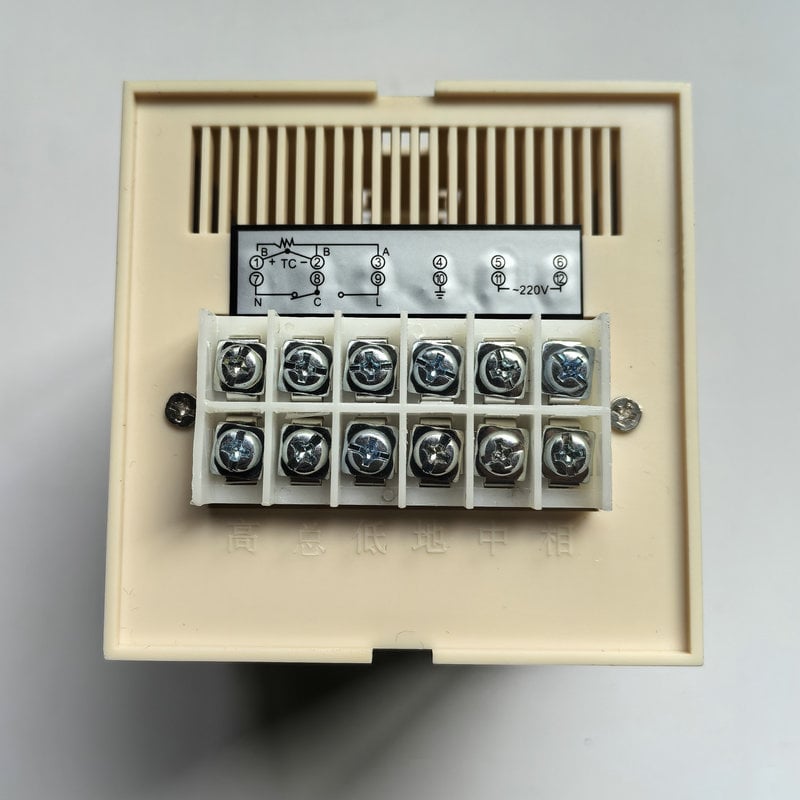 XMTA-2001 Regulator digital de temperatură de tip K, 220V, interval 0–399 °C, montaj pe panou