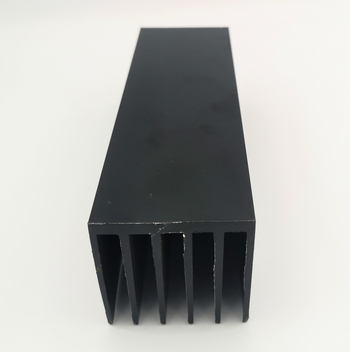 KW-703 Radiator LED din aliaj de aluminiu, 50×50×100 mm, răcire cu apă, placă ștanțată cu dinți densi