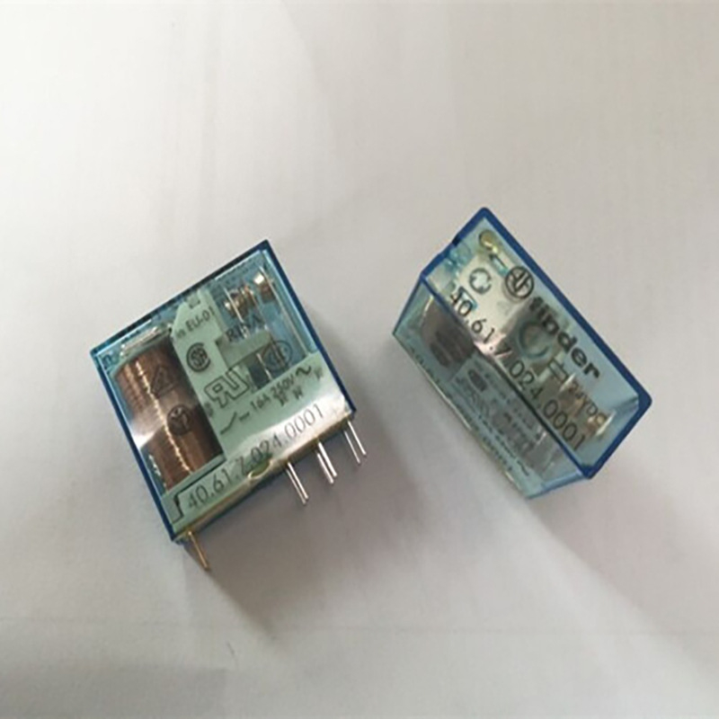 Releu de putere Fende 40.61.7.024.0001, 8 pini SPDT, 16A, bobină 24V DC