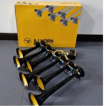 Sirena muzicală auto cu 6 țevi, 36 de tonalități, control electronic, țeavă metalică, cu buton