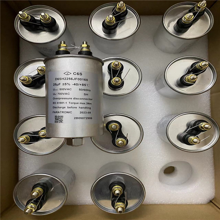 Condensator de filtrare cu ulei pentru curent alternativ, C66H2207K302700, 200UF ±5%, 500VAC
