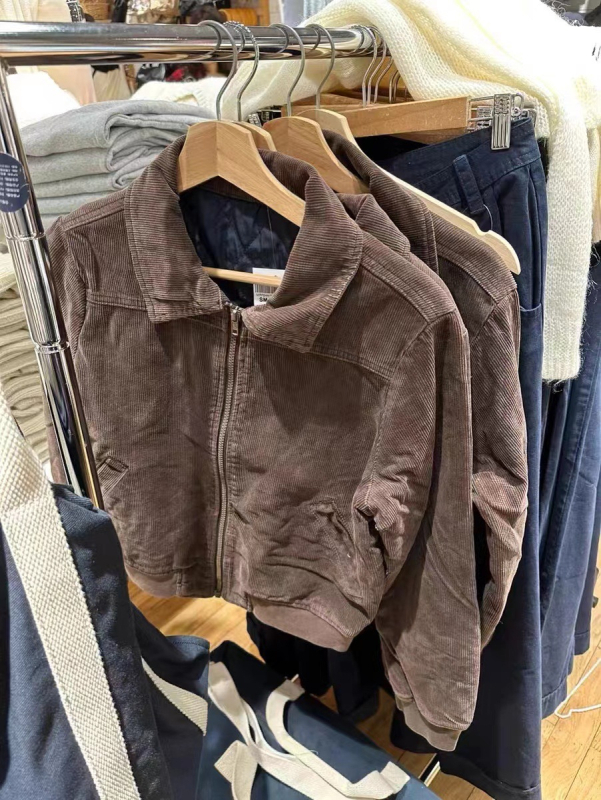 Γυναικείο μπουφάν corduroy με γιακά, κοντό μήκος, φερμουάρ, στυλ BM