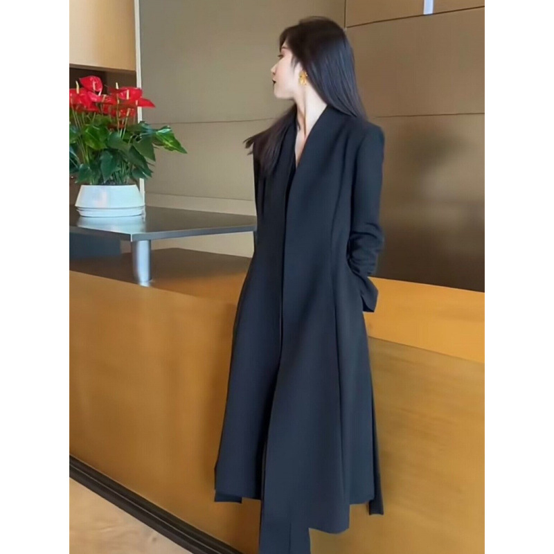 Palton trench pentru femei plus-size, lung până la genunchi, talie evidențiată, croială Slim, poliester uni, guler V, mâneci lungi