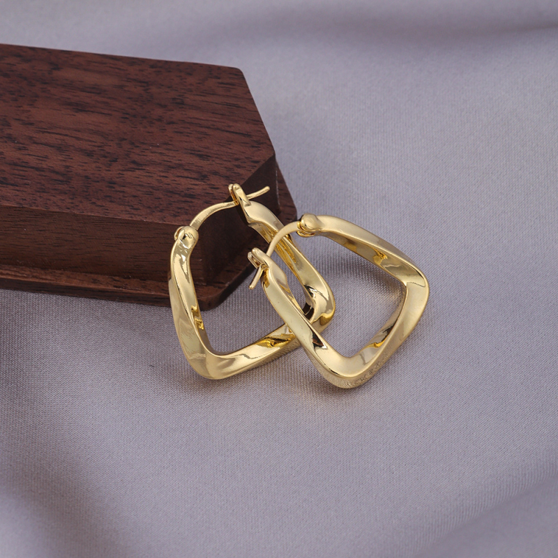 Cercei din argint S925 pentru femei, lux discret și design de înaltă clasă, manșete de urechi (ear cuffs), cercei extravaganți, cercuri simple