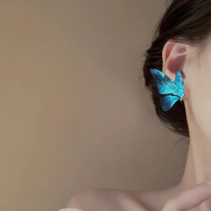 Cercei cu pandantiv fluture, cu diamant, știfturi din aliaj, design elegant minimalist