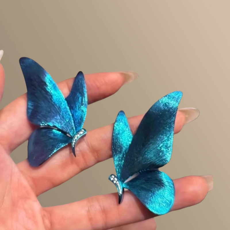 Cercei cu pandantiv fluture, cu diamant, știfturi din aliaj, design elegant minimalist