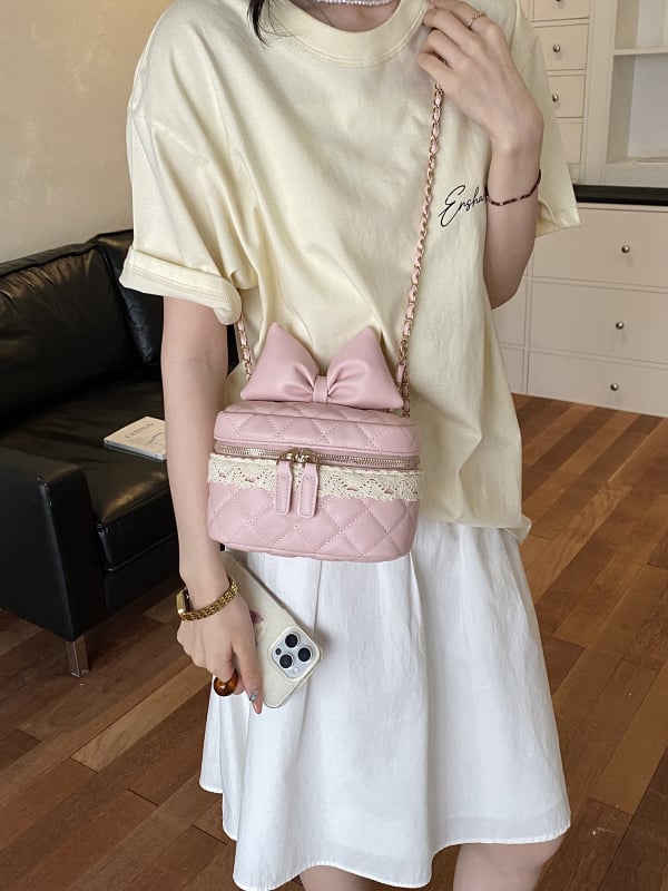 Geantă mini crossbody cu fundă și lanț, drăguță, la modă și versatilă.