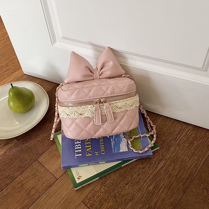 Geantă mini crossbody cu fundă și lanț, drăguță, la modă și versatilă.