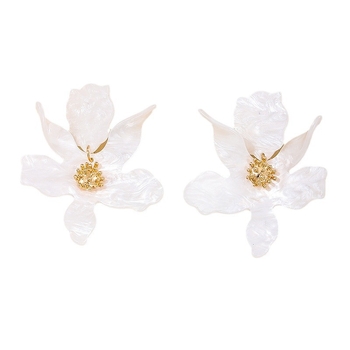 Noul stil: cercei mari cu flori, eleganți și versatili, design floral alb pentru femei
