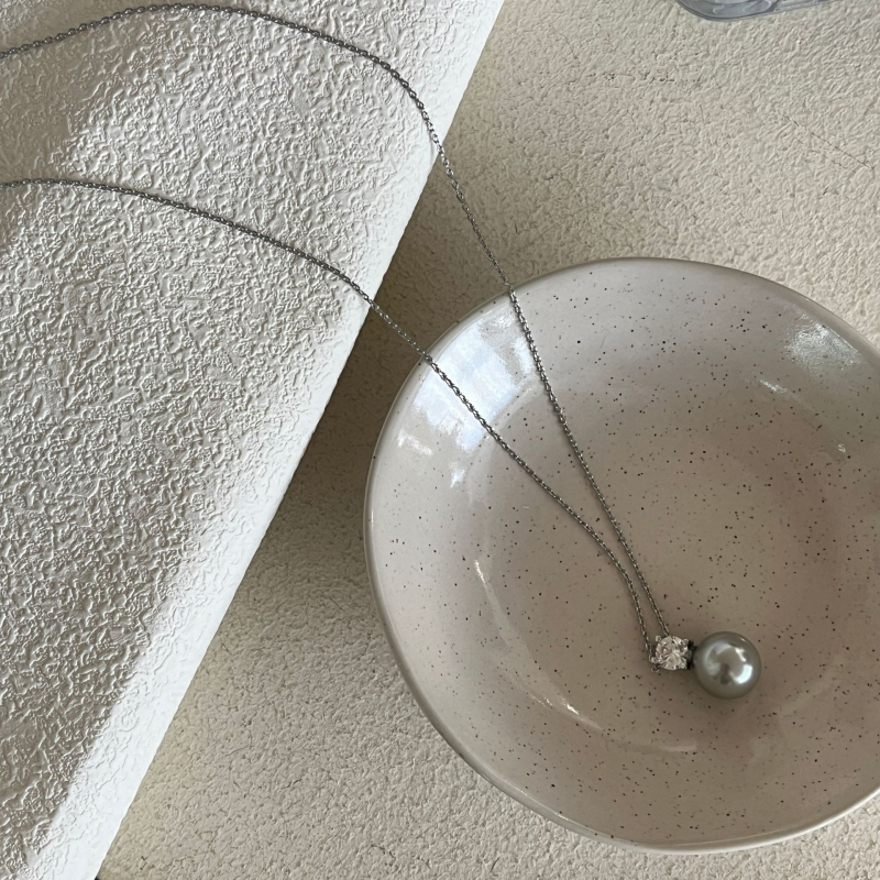 Colier cu perle în stil francez, de înaltă calitate, cu accente de diamant, design minimalist pentru femei