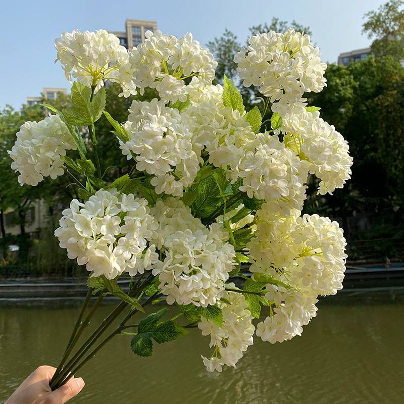 Floare artificială Hydrangea din mătase, cu tulpină unică și patru capete, pentru decor în magazine, hoteluri și nunți.