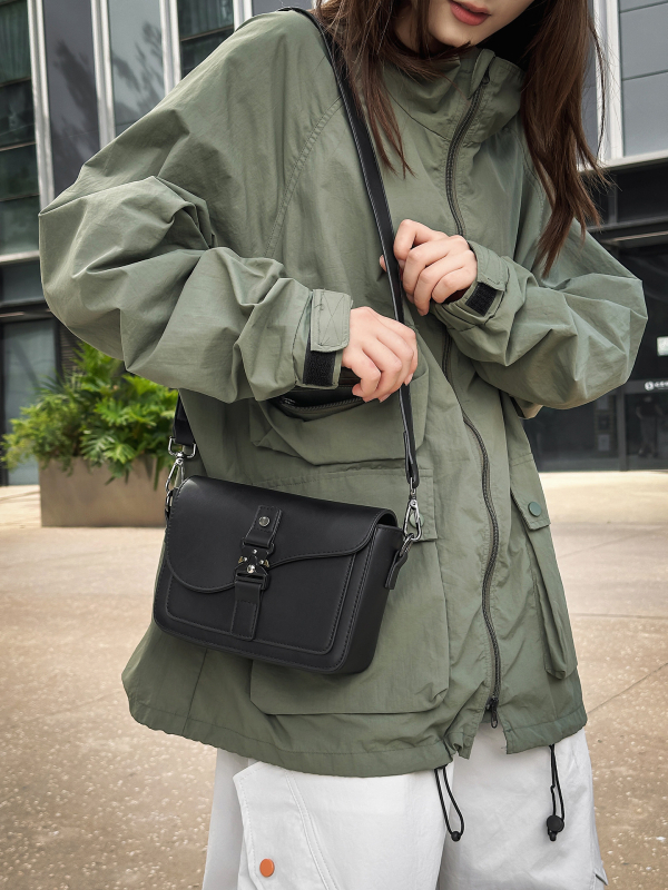 Geantă crossbody din nylon, mic pătrat pentru bărbați, stil casual high-end, buzunar pentru telefon