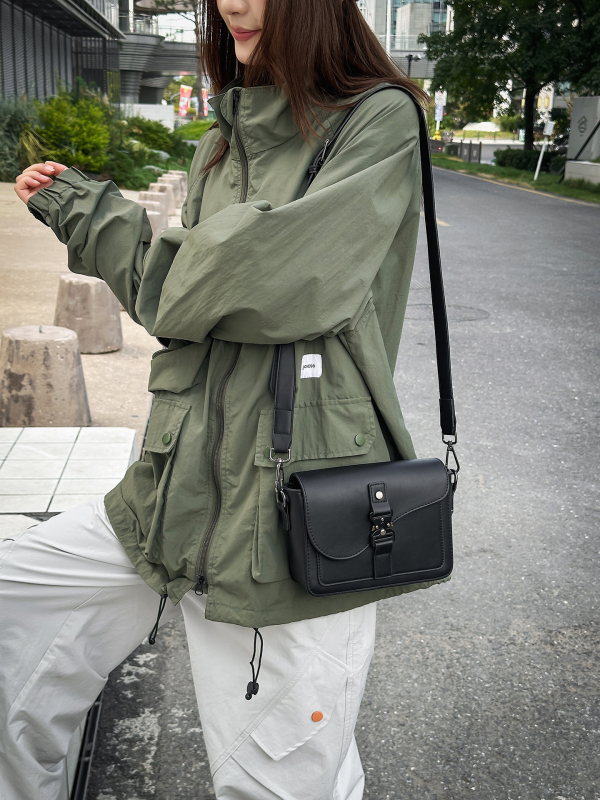 Geantă crossbody din nylon, mic pătrat pentru bărbați, stil casual high-end, buzunar pentru telefon