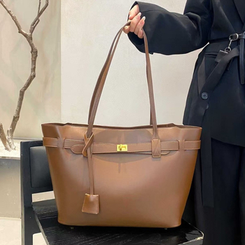 Geantă din piele moale cu cataramă în formă de aripă, capacitate mare, tote minimalist pentru utilizare zilnică, geantă de umăr din piele