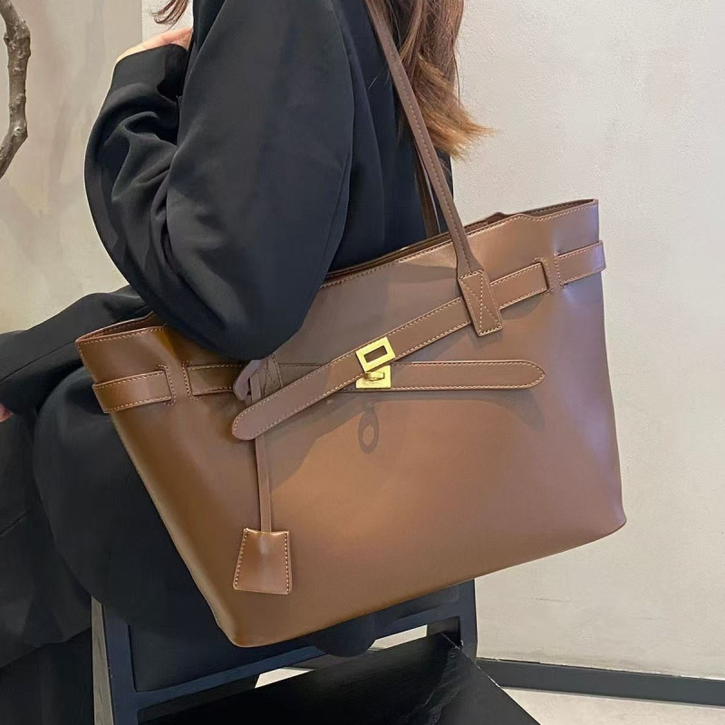 Geantă din piele moale cu cataramă în formă de aripă, capacitate mare, tote minimalist pentru utilizare zilnică, geantă de umăr din piele
