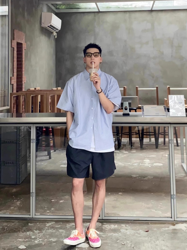 Cămașă de bărbați cu mânecă scurtă – vară, stil de înaltă calitate, casual, croială lejeră, stil Hong Kong, model cu dungi sau pătrate