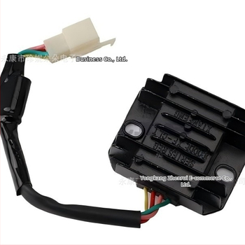 4-vodičový regulátor usmerňovača 12V pre štvorkolky, terénne motocykle GY6 50/150 CG125/200/250cc