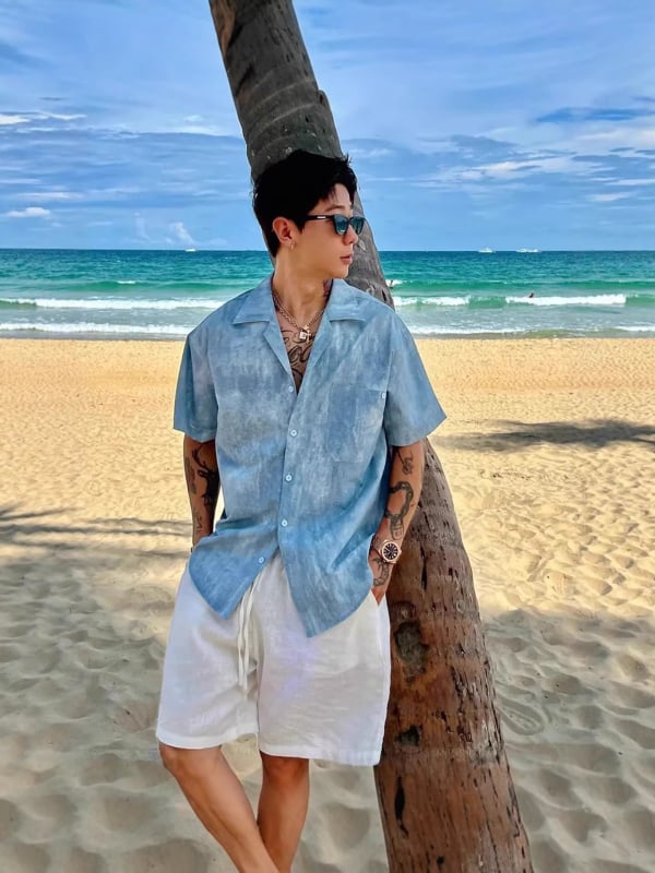 Cămașă scurtă de bărbați cu tie-dye și guler cubanez – stil casual de vară pentru plajă